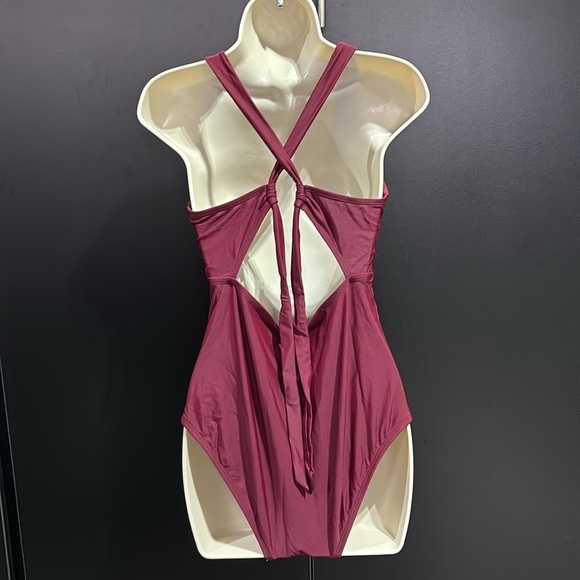 Kona Sol Macrame Cut out low cut One Piece Burgundy Swimsuit,cross back scoop - Picture 3 of 11